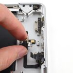 تعویض پورت USB-C مک بوک پرو ۱۶ اینچ ۲۰۲۶